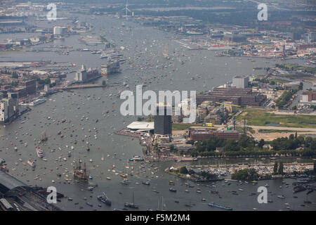 Intocht Sail 2015, Het Ij in Amsterdam Stockfoto