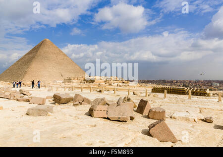 Ägypten, Kairo: Pyramiden von Gizeh (auch bekannt als die Pyramide von Khufu oder der Pyramide des Cheops) Stockfoto