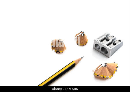 Bleistift und Spitzer aus Metall Stockfoto