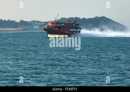 High Speed TurboJET Jetfoil (Tragflügelboot) En-Route-von Macau nach Hong Kong. Stockfoto