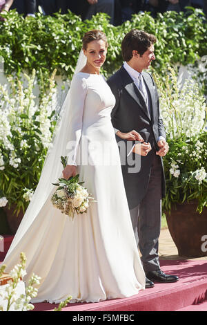 6. November 2015 - Spanien - Cayetano Rivera besucht seine Hochzeit mit Eva Gonzalez bei Mairena del Alcor am 6. November 2015 in Sevilla, Spanien (Credit-Bild: © Jack Abuin über ZUMA Draht) Stockfoto