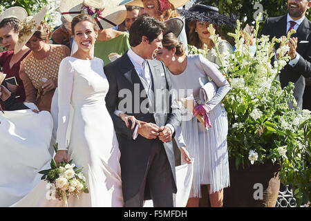 6. November 2015 - Spanien - Cayetano Rivera besucht seine Hochzeit mit Eva Gonzalez bei Mairena del Alcor am 6. November 2015 in Sevilla, Spanien (Credit-Bild: © Jack Abuin über ZUMA Draht) Stockfoto