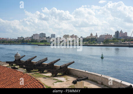 Kanonen in Havanna Bucht, Morro Castle, Havanna, Kuba Stockfoto