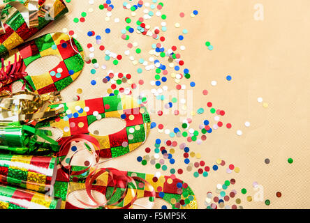 Karneval Partydekorationen. Bunte Reisen Hintergrund Stockfoto