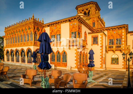 Würde ca'Zan, das venezianische Villa von John und Mable Ringling, auf dem Gelände das Ringling Museum of Art in Sarasota, FL Stockfoto