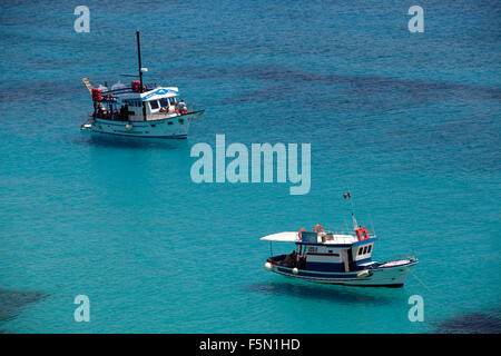 Flugboote in Tabaccara bay in Lampedusa, Italien Stockfoto