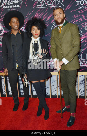 Las Vegas, Nevada, USA. 6. November 2015. Roman GianArthur, Janelle Monae und Jidenna aka Janelle Monae & Wunderland besuchen die 2015 Soul Train Awards in der Orleans Arena am 6. November 2015 in Las Vegas, Nevada. Bildnachweis: Marcel Thomas/ZUMA Draht/Alamy Live-Nachrichten Stockfoto