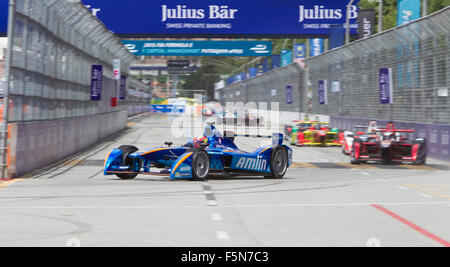 Putrajaya, Malaysia – 7. November 2015: Niederlande Robin Frijns von Team Amlin Andretti tritt in Runde 1 an FIA-Formel-e ePrix Meisterschaft Putrajaya, Malaysia. Frijns gewann den dritten Platz Credit: Chung Jin Mac/Alamy Live News Stockfoto