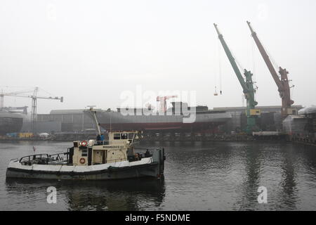 Danzig, Polen 7. November 2015 Gdansk 11.07.2015 Segeln Schiff startet in der Remontowa Schiffbau-Werft in Danzig. Schiff gebaut, für die algerische Marine der erste in der Geschichte der Segelschiff ist, und insgesamt 1000 Schiff im Remontowa Schiffbau gebaut. Die Einheit erhielt den Namen El-Mellah, was auf Arabisch "Sailor bedeutet". Seine Länge beträgt 110 Meter, Breite 14,5 Meter, und die Segelfläche beträgt 3000 m2. Geschwindigkeit unter Segeln 17 Knoten.  Bildnachweis: Michal Fludra/Alamy Live-Nachrichten Stockfoto