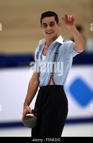 Peking, China. 7. November 2015. Javier Fernandez von Spanien reagiert nach der Herren-Kür-Programm beim Audi Cup of China 2015 ISU Grand Prix Of Figure Skating in Peking, China, 7. November 2015. Bildnachweis: Guo Yong/Xinhua/Alamy Live-Nachrichten Stockfoto