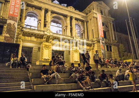 Schloss von Montjuic. Barcelona Palau Nacional, beleuchtet, beleuchtet für Montjuic Magic Fountain, Barcelona, Katalonien, Spanien, Stockfoto