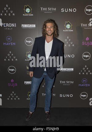 Miami Beach, FL, USA. 6. November 2015. MIAMI - 06 November: Cole Monahan kommt im Setai Hotel Suno-Modenschau im Rahmen der Funkshion Fashion Week in Miami Beach.Credit besuchen: Andrew Patron/Zuma Draht Credit: Andrew Patron/ZUMA Draht/Alamy Live News Stockfoto