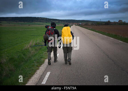 Pilger auf dem Jakobsweg nach Santiago de Compostella. Stockfoto