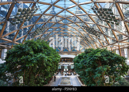 Innenhof des Portcullis House in Westminster, London, UK Stockfoto