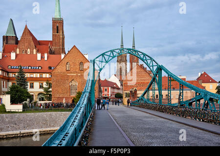 Tumski Brücke, Altstadt und Sand Island in Wroclaw/Breslau mit Dominsel oder Ostrow Tumski, Polen, Europa Stockfoto