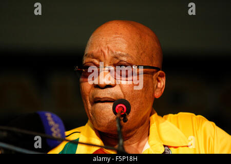 PIETERMARITZBURG - 7. November 2015 - südafrikanischen Präsidenten Jacob Zuma befasst sich die Delegierten des regierenden African National Congress, der Partei KwaZulu-Natal Provinz elektiven verfolgen. Bild: Giordano Stolley Stockfoto