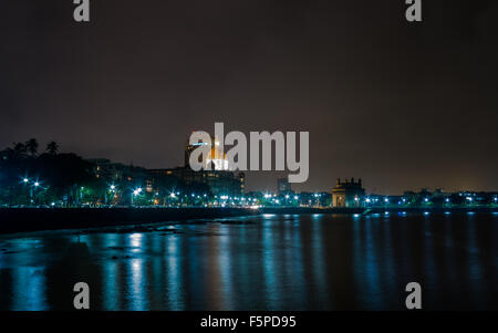 Südlich von Mumbai Sea Front bei Nacht Stockfoto