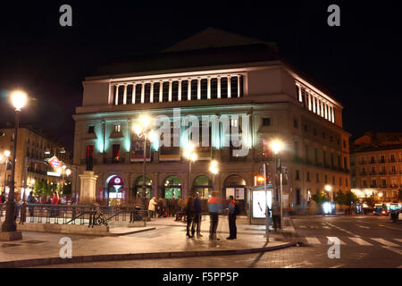 Plaza de Isabel II, También Llamada Plaza de Ópera Por el Teatro Real Edificio Neoclásico de la Imagen. Stockfoto