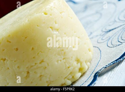 Jibneh Arabieh - weißer Käse fanden überall in der mittleren East.popular in Ägypten und der arabischen Golfregion. Stockfoto