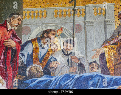 Mosaik-Darstellung Venezianer als Hommage an den Körper des Saint Mark St. Mark's Basilika Venedig Veneto Italien Europa Stockfoto