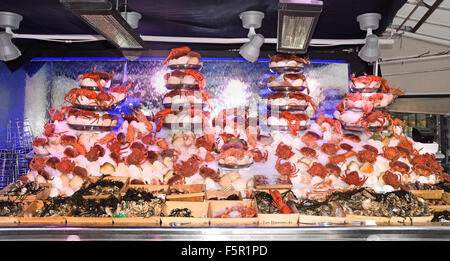 Le Bar À huîtres Montparnasse DORR Paris Restaurant (A Plateau de Obst de Mer) Frankreich Französisch Stockfoto