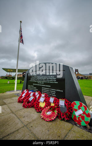 Erinnerung Sonntag service und Kranzniederlegung Zeremonie fand in Stow Maries Flugplatz, Essex, Großbritannien. Ersten Weltkrieg Flugplatz Time Capsule Stockfoto