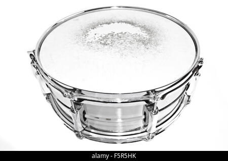 Musik Konzeptbild. Trommel Snare auf isolierte Hintergrund. Stockfoto