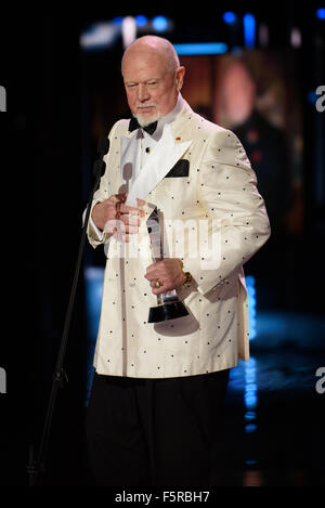 Toronto, Ontario, Kanada. 7. November 2015. DON CHERRY besucht 2015 Kanadas Walk Of Fame Awards am Sony Center For Performing Arts am 7. November 2015 in Toronto, Kanada. Bildnachweis: Igor Vidyashev/ZUMA Draht/Alamy Live-Nachrichten Stockfoto