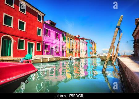 Bunte Fassade auf Burano, Provinz Venedig Stockfoto