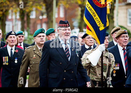 Remembrance Day Parade Welwyn Garden City, Hertfordshire, Großbritannien. Eine Sammlung von Fotos von der letzten Parade in Welwy Stockfoto