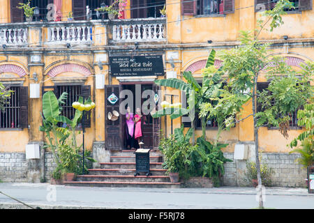 Restaurant in Hoi an eine alte Stadt, ein UNESCO-Weltkulturerbe-Stadt an der zentralen Küste von Vietnam, Asien Stockfoto