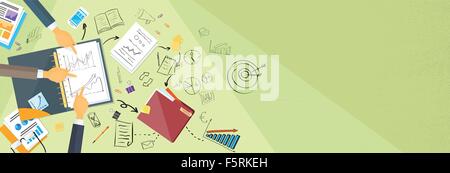 Geschäftsleute, die Finanzen Graph skizzieren Schreibtisch Stock Vektor