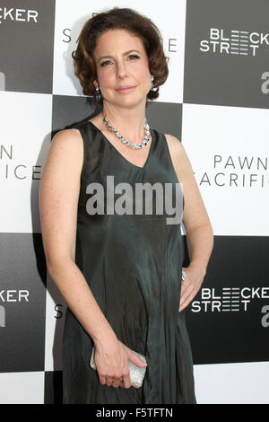 Premiere von "Bauernopfer" Harmony Gold Theatre - Ankünfte mit: Robin Weigert wo: Los Angeles, California, Vereinigte Staaten von Amerika bei: 08 Sep 2015 Stockfoto