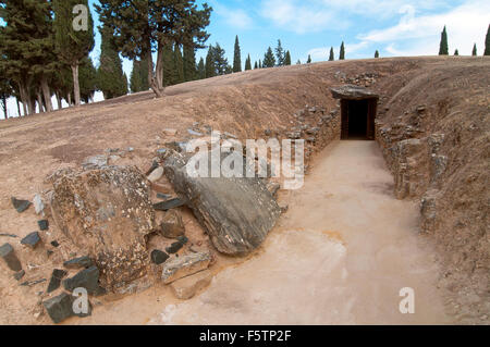 Dolmen El Romeral (1800 v. Chr.), Antequera, Provinz Malaga, Andalusien, Spanien, Europa Stockfoto