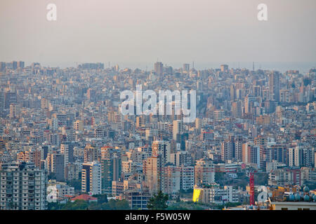 Beirut Libanon, UK. 9. November 2015.Sunset in der libanesischen Hauptstadt Beirut Credit: Amer Ghazzal/Alamy Live-Nachrichten Stockfoto