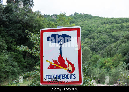 Feuer, Wald, Zeichen, Gefahr, Rennes-les-Bains, Frankreich, Französisch, Waldbrand, Waldbrände, Zeichen, Stockfoto