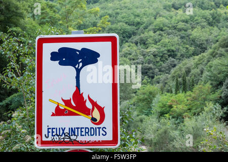 Feuer, Wald, Zeichen, Gefahr, Rennes-les-Bains, Frankreich, Französisch, Waldbrand, Waldbrände, Zeichen, Stockfoto