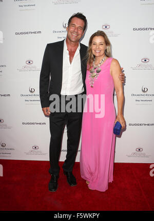 Der Brent Shapiro Stiftung 10. jährlichen Sommer spektakuläre statt in einem Privathaus mit Beverly Hills: David James Elliott, Nanci Chambers wo: Beverly Hills, Kalifornien, USA bei: 12 Sep 2015 Stockfoto