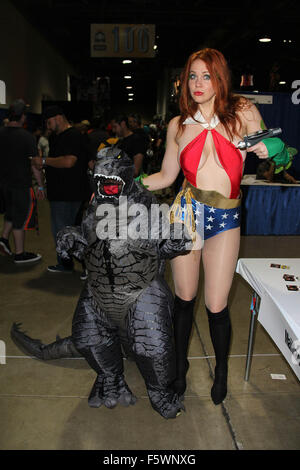 Long Beach-Comic-Con statt am Long Beach Convention Center - Tag mit 2: Maitland Ward wo: Long Beach, Kalifornien, USA bei: 13 Sep 2015 Stockfoto