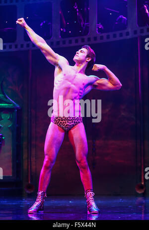 Fototermin für die neuesten Londoner Inszenierung von "The Rocky Horror Picture Show" Featuring: Dominic Anderson wo: London, Vereinigtes Königreich bei: 15 Sep 2015 Stockfoto