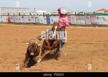 Jugend konkurrieren in einem nsra youth Rodeo in Lincoln, Massachusetts Stockfoto