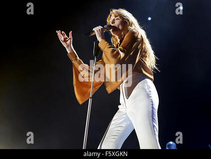 Florence + the Machine ausführen bei Manchester Arena Featuring: Florence Welch, Florenz + Maschine wo: Manchester, Vereinigtes Königreich: 18 Sep 2015 Stockfoto