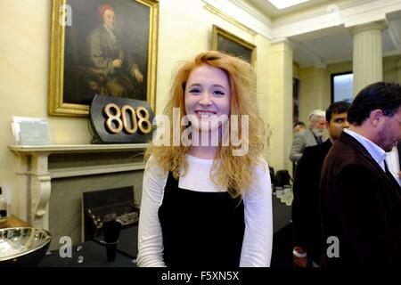 London Fashion Week Frühjahr/Sommer 2016 - Sorapol - Ankünfte mit: Gast wo: London, Vereinigtes Königreich bei: 19 Sep 2015 Stockfoto