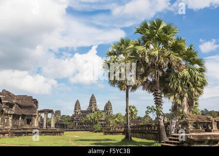 Angkor Wat ist Teil eines beeindruckenden Komplex von Tempeln und anderen Denkmal in der Nähe von Siem Reap in Kambodscha. Stockfoto