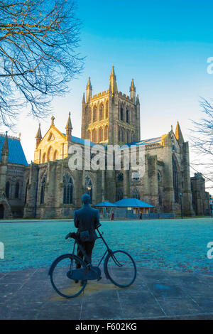 Sir Edward Elgar Blick über Hereford Kathedrale UK Stockfoto