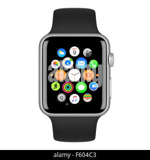 Varna, Bulgarien - 15. Oktober 2015: Apple Watch Sport 42 mm Silber Aluminium-Gehäuse mit schwarzen Band mit Homescreen auf dem Display. Stockfoto