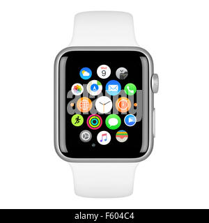 Varna, Bulgarien - 15. Oktober 2015: Apple Watch Sport 42 mm Silber Aluminium-Gehäuse mit weißen Band mit Homescreen auf dem Display. Stockfoto