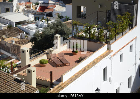 Dachterrasse in der Altstadt Dalt Vila Ibiza Spanien Stockfoto