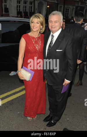 Pride of Britain Awards im Grosvenor House Hotel Featuring statt: Ruth Langsford, Eamonn Holmes wo: London, Vereinigtes Königreich bei: 28. Sep 2015 Stockfoto