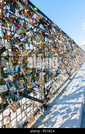 Frankreich, Paris, Liebe Schlösser Brücke Pont des arts Stockfoto